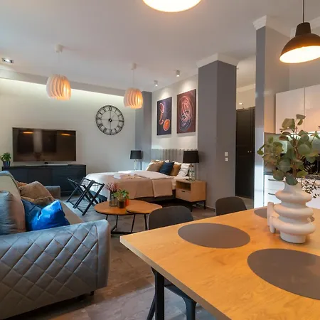 By Bookinghost גליביצ'ה