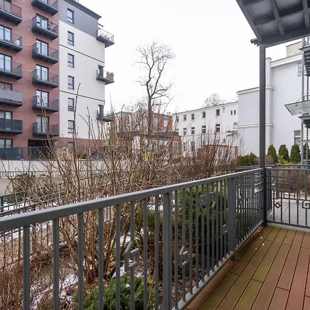 By Bookinghost Apartment *