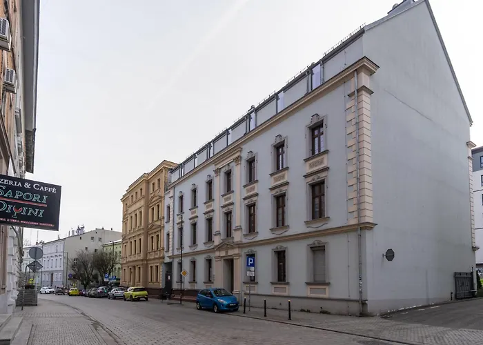 By Bookinghost * גליביצ'ה