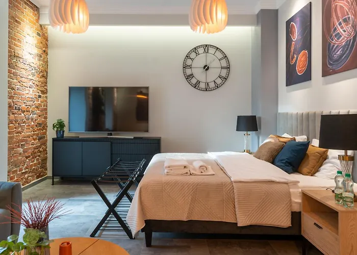 Апартаменты By Bookinghost Гливице